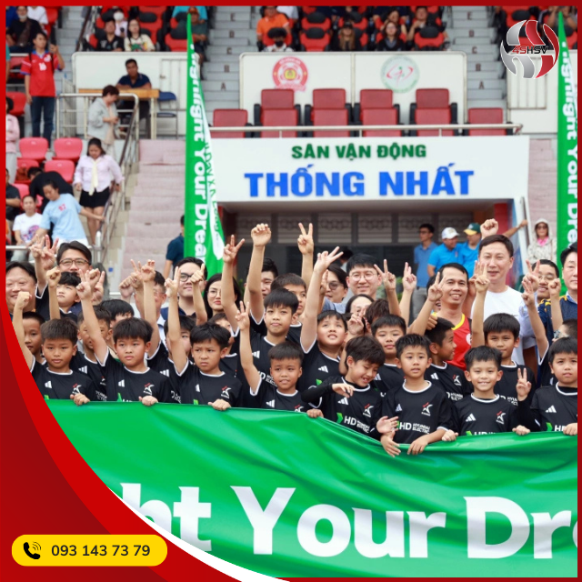 4S Hoàng Sa Việt cung cấp âm thanh cho chương trình giao lưu bóng đá cùng HLV Kim Sang-sik tại sân Thống Nhất