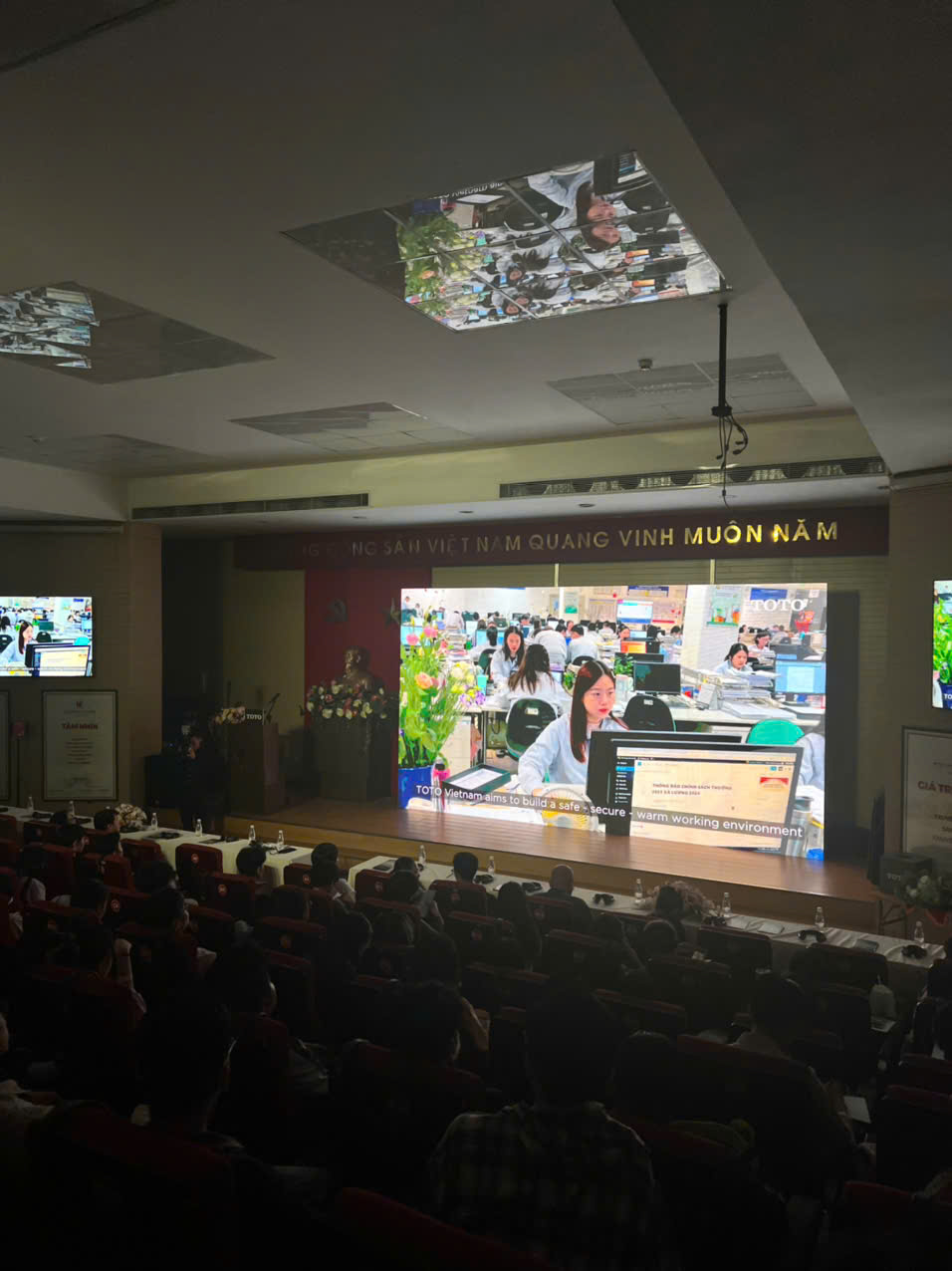 4S Hoàng Sa Việt cho thuê thiết bị phục vụ sự kiện 4S Hoàng Sa Việt cho thuê thiết bị phục vụ sự kiện