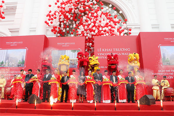 Chi phí ẩn khi tổ chức khai trương Đừng để ngày khai trương trở thành áp lực tài chính cho doanh nghiệp