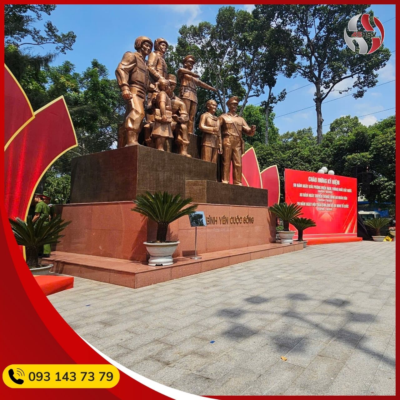 Tượng đài Công an Nhân dân mang tên "Vì bình yên cuộc sống" đặt tại Công viên Âu Lạc, Quận 5