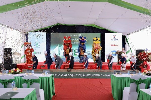 Lễ khánh thành động thổ