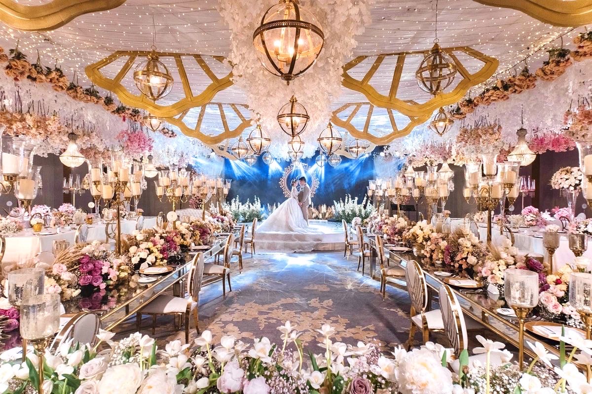 Loa Midlow dùng trong đám cưới Loa Midlow dùng trong đám cưới