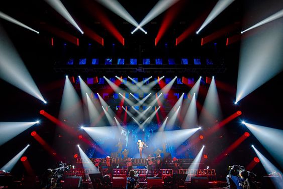 Những lưu ý về hệ thống ánh sáng trong tổ chức sự kiện