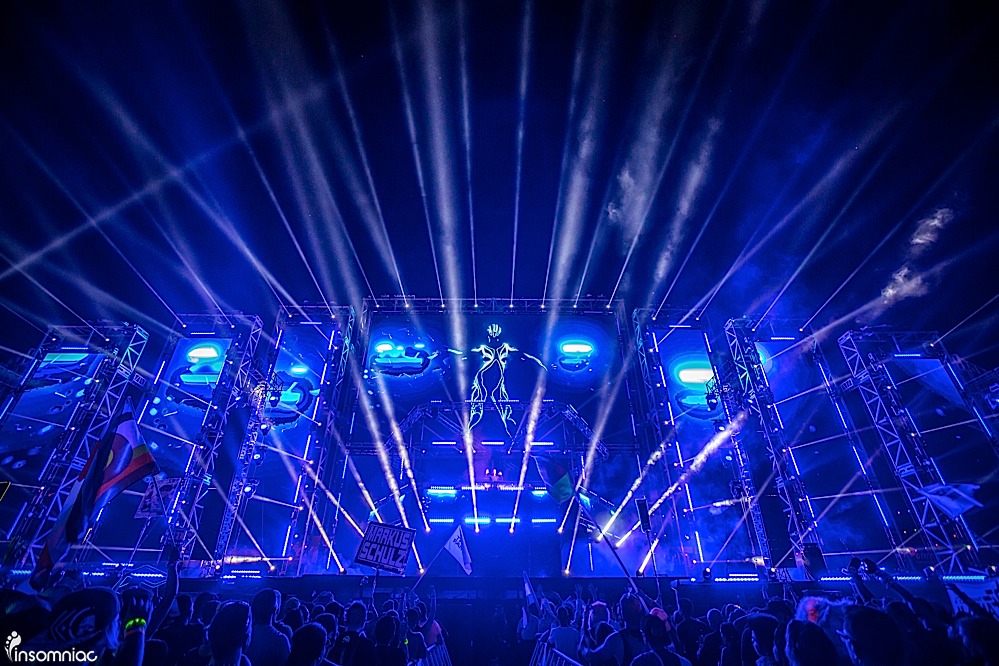 Tạo điểm nhấn cho sự kiện Tạo điểm nhấn cho sự kiện