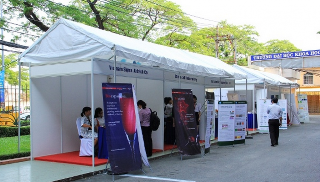 Triễn lãm gian hàng Triễn lãm gian hàng