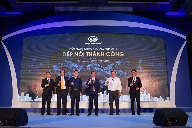 Vì sao cần lập kế h0oạch tổ chức hội nghị khách hàng