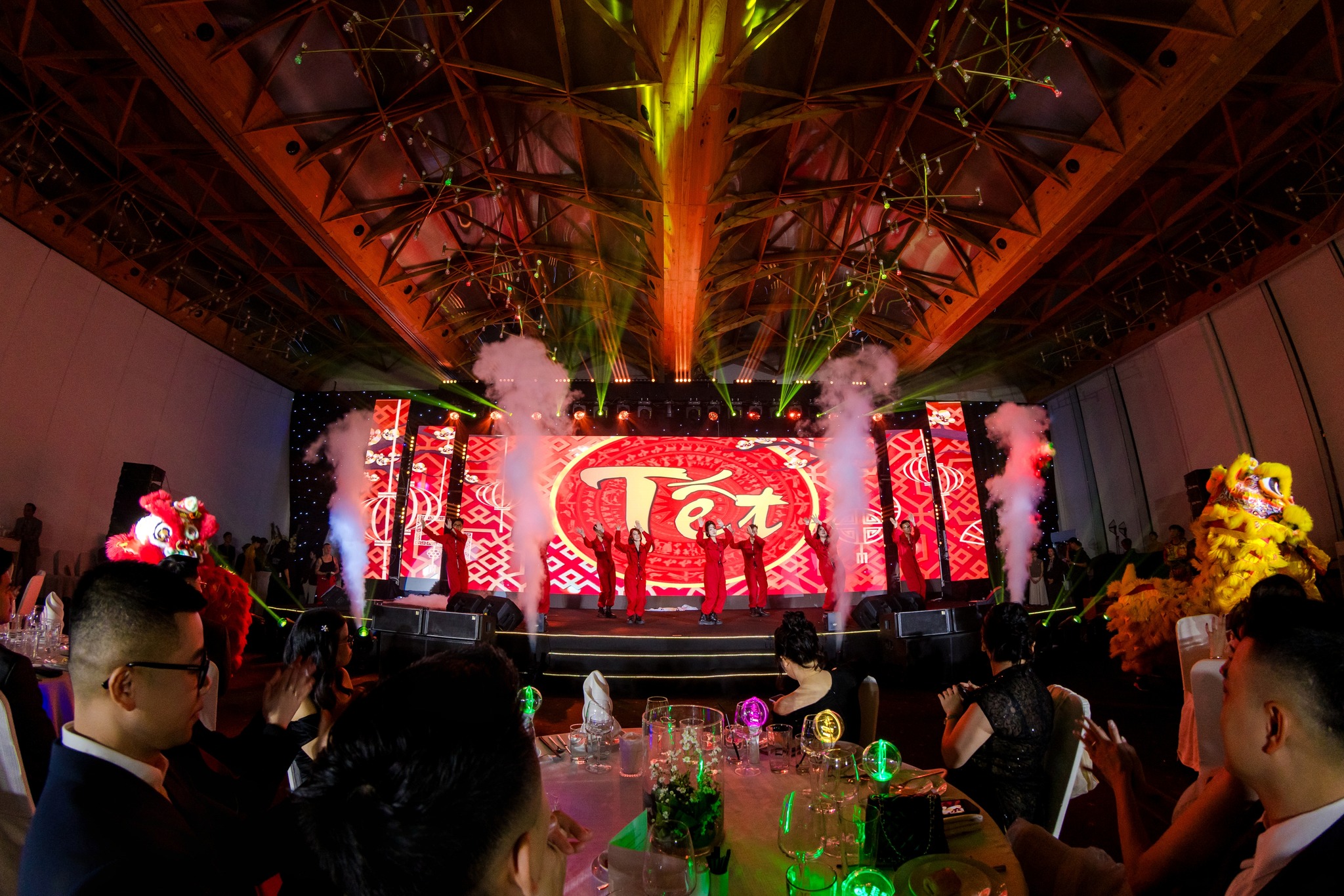 Xu hướng tổ chức Year End Party 2026