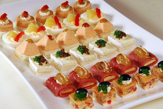 bánh phục vụ tiệc tea break bánh phục vụ tiệc tea break