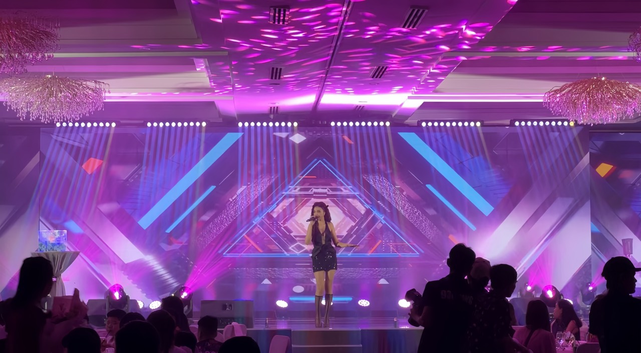 chương trình giải trí tiệc tất niên