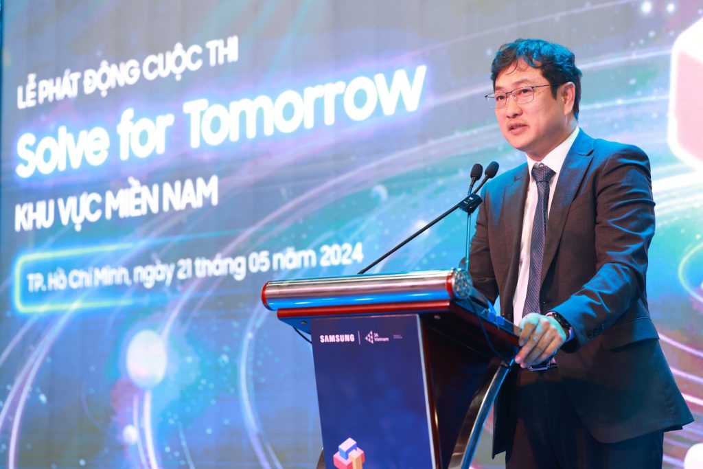 Đại biểu phát biểu