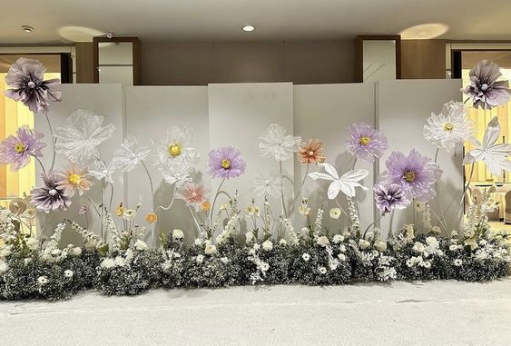 decor bằng đèn hoa dẫn lối