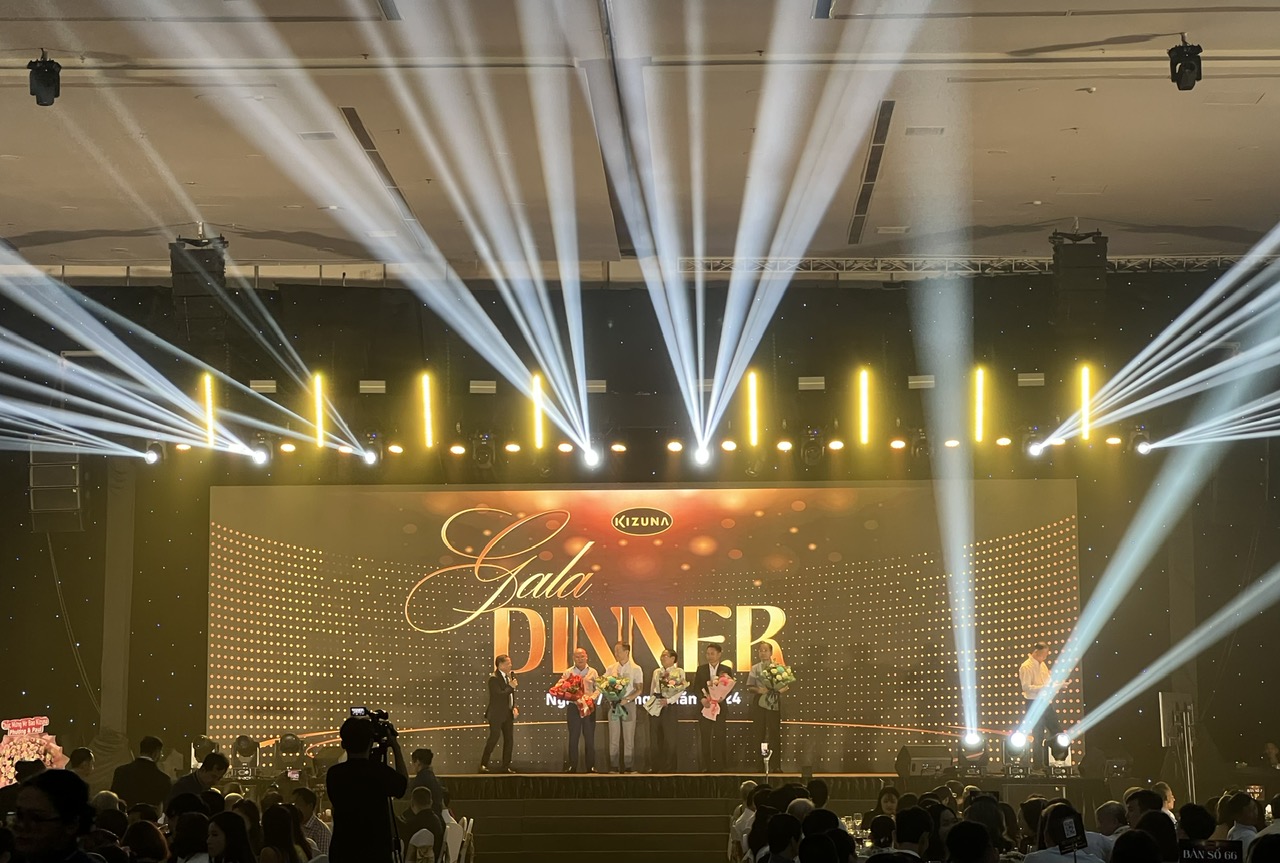 sân khấu sự kiện