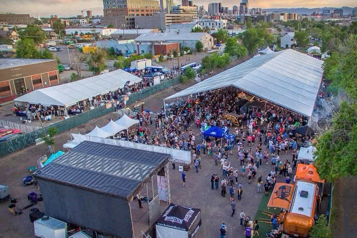 nhà bạt sự kiện