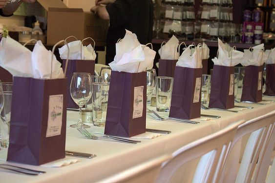 qua tang gala dinner