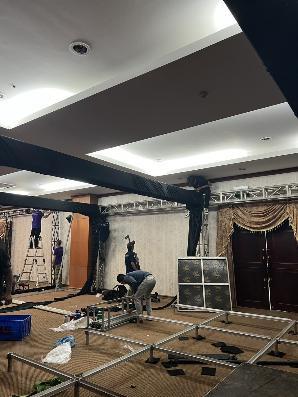 thi công khung truss thi công khung truss