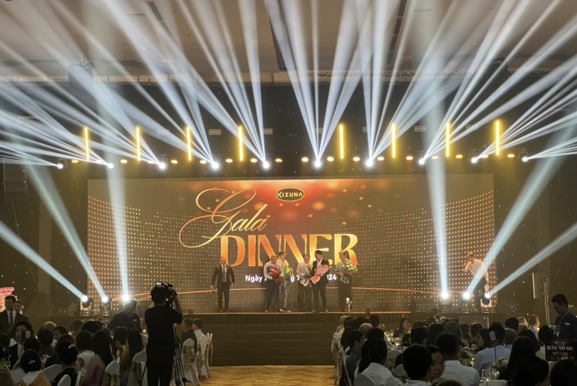 tiệc gala dinner tiệc gala dinner